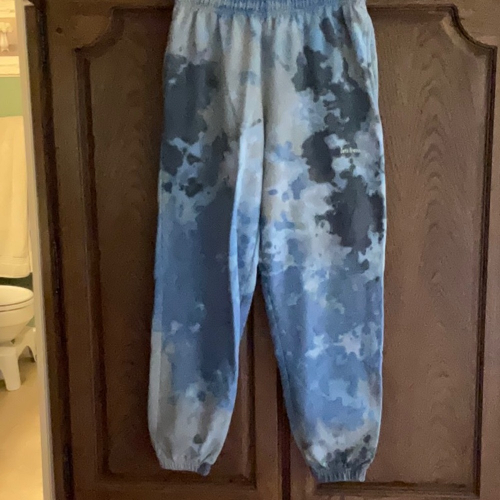 Blue Sweatpants with Tapered Ankle and Soft Fabric